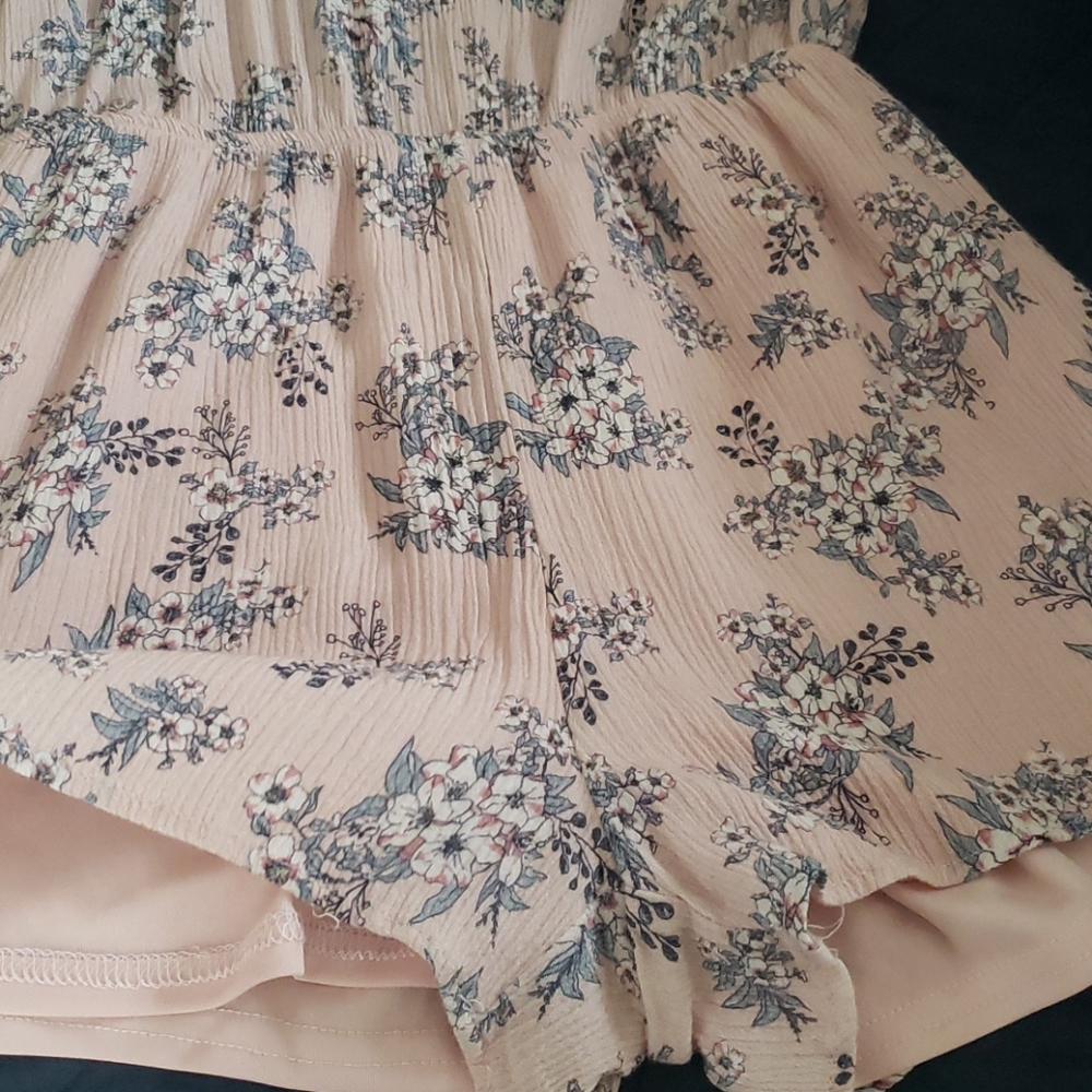 Floral romper - Picture 3 of 6